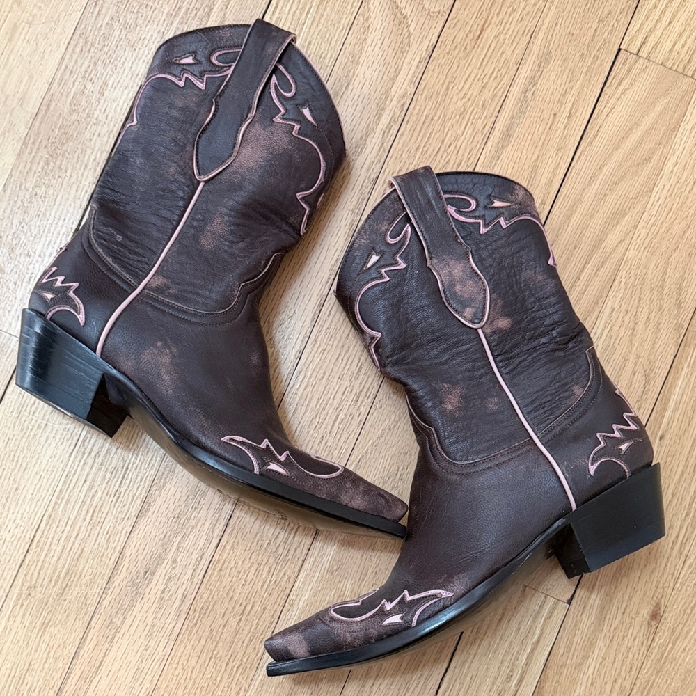 Old Gringo Dark Brown Heeled Boots with Pink Accents Size 7.5B NWOT